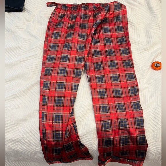 Victoria’s Secret Satin Pajama Set M - Picture 8 of 8